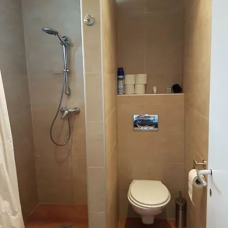 Appartement Artemis Farmapartment